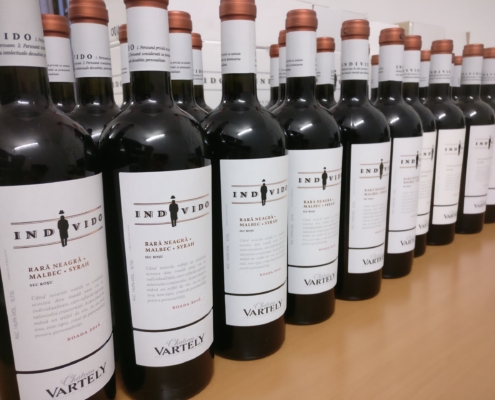 Vartely Individo "re-stock" Vartely Individo - Thirst for personality